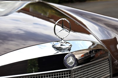 Lot 53 - 1968 Mercedes-Benz 250 SE Saloon