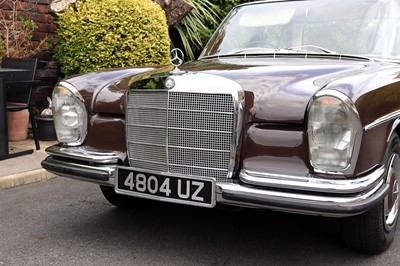 Lot 53 - 1968 Mercedes-Benz 250 SE Saloon