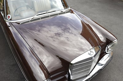 Lot 53 - 1968 Mercedes-Benz 250 SE Saloon