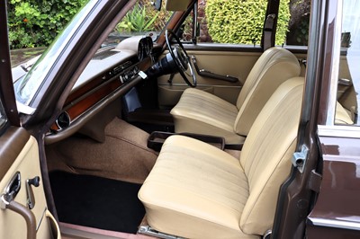 Lot 53 - 1968 Mercedes-Benz 250 SE Saloon