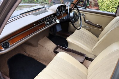Lot 53 - 1968 Mercedes-Benz 250 SE Saloon