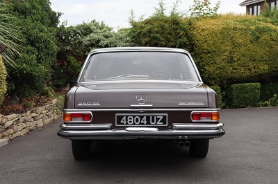 Lot 53 - 1968 Mercedes-Benz 250 SE Saloon