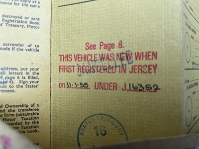 Lot 21 - 1954 Citroen Traction Avant Light 15