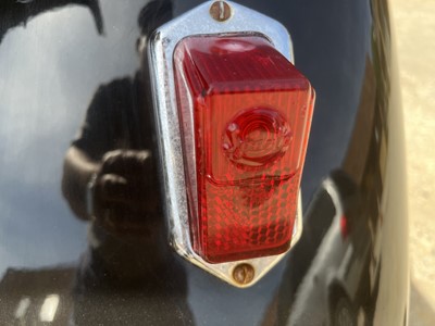 Lot 21 - 1954 Citroen Traction Avant Light 15