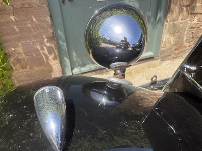 Lot 21 - 1954 Citroen Traction Avant Light 15