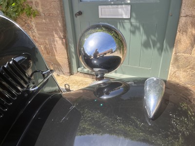 Lot 21 - 1954 Citroen Traction Avant Light 15