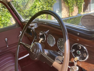 Lot 21 - 1954 Citroen Traction Avant Light 15