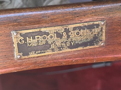 Lot 21 - 1954 Citroen Traction Avant Light 15