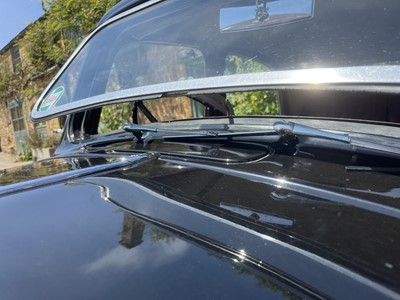 Lot 21 - 1954 Citroen Traction Avant Light 15