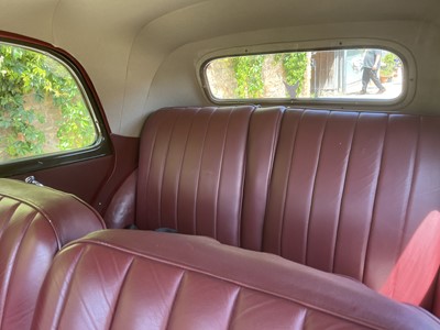 Lot 21 - 1954 Citroen Traction Avant Light 15