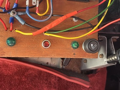 Lot 21 - 1954 Citroen Traction Avant Light 15