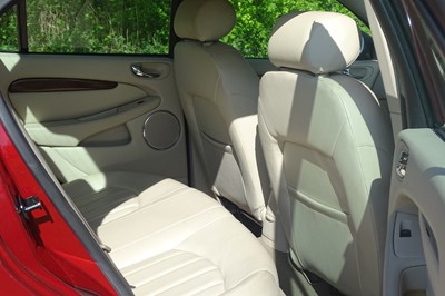 Lot 37 - 2002 Jaguar X-Type 3.0 Manual