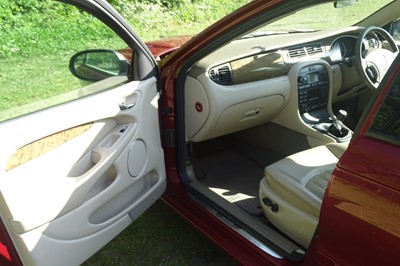 Lot 37 - 2002 Jaguar X-Type 3.0 Manual