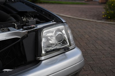 Lot 123 - 2001 Mercedes-Benz SL 320