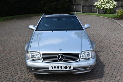 Lot 123 - 2001 Mercedes-Benz SL 320