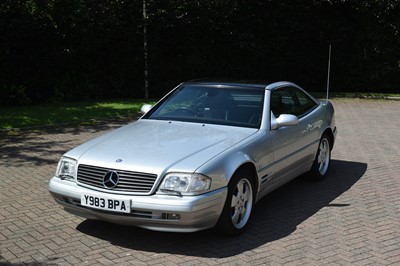 Lot 123 - 2001 Mercedes-Benz SL 320