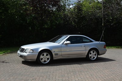 Lot 123 - 2001 Mercedes-Benz SL 320