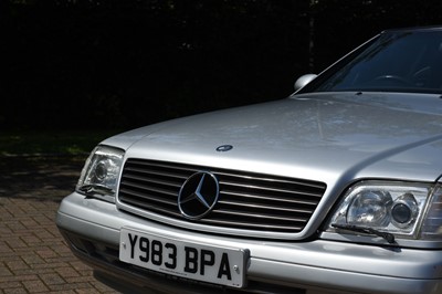 Lot 123 - 2001 Mercedes-Benz SL 320