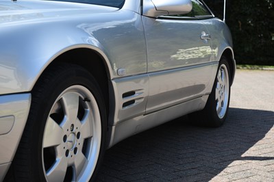 Lot 123 - 2001 Mercedes-Benz SL 320