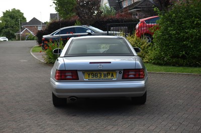Lot 123 - 2001 Mercedes-Benz SL 320