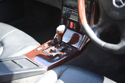 Lot 123 - 2001 Mercedes-Benz SL 320