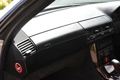 Lot 123 - 2001 Mercedes-Benz SL 320