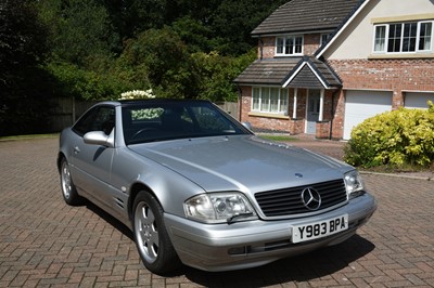 Lot 123 - 2001 Mercedes-Benz SL 320
