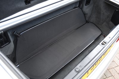 Lot 123 - 2001 Mercedes-Benz SL 320