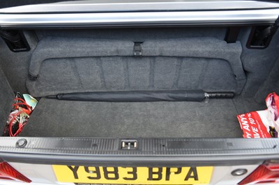 Lot 123 - 2001 Mercedes-Benz SL 320