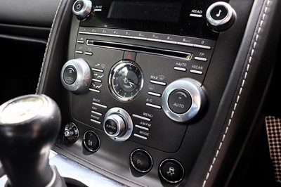 Lot 17 - 2013 Aston Martin V8 Vantage 4.7