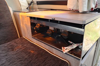 Lot 127 - 1971 Volkswagen Type 2 (T2) Camper Van