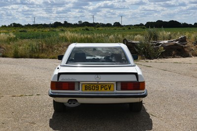 Lot 125 - 1984 Mercedes-Benz 500 SL