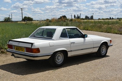 Lot 125 - 1984 Mercedes-Benz 500 SL