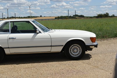 Lot 125 - 1984 Mercedes-Benz 500 SL