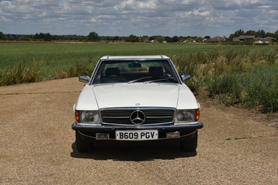 Lot 125 - 1984 Mercedes-Benz 500 SL