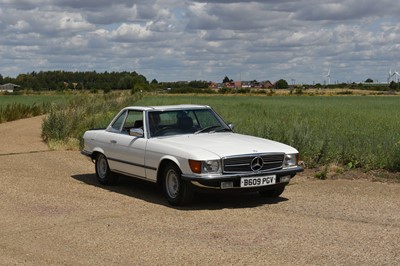 Lot 125 - 1984 Mercedes-Benz 500 SL