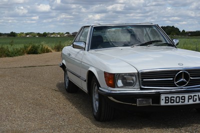 Lot 125 - 1984 Mercedes-Benz 500 SL