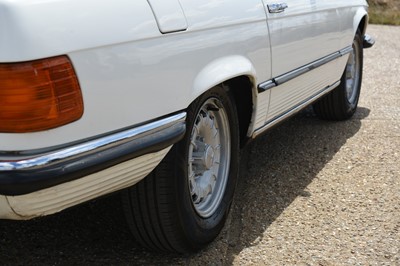 Lot 125 - 1984 Mercedes-Benz 500 SL