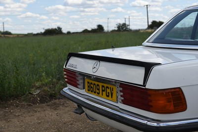 Lot 125 - 1984 Mercedes-Benz 500 SL