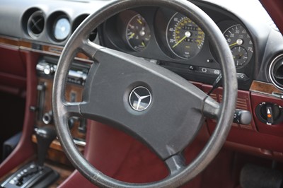 Lot 125 - 1984 Mercedes-Benz 500 SL