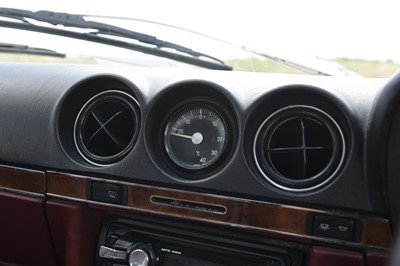 Lot 125 - 1984 Mercedes-Benz 500 SL