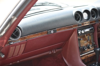 Lot 125 - 1984 Mercedes-Benz 500 SL
