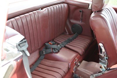 Lot 125 - 1984 Mercedes-Benz 500 SL