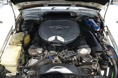 Lot 125 - 1984 Mercedes-Benz 500 SL