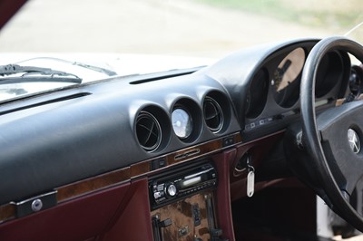Lot 125 - 1984 Mercedes-Benz 500 SL