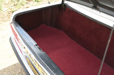 Lot 125 - 1984 Mercedes-Benz 500 SL