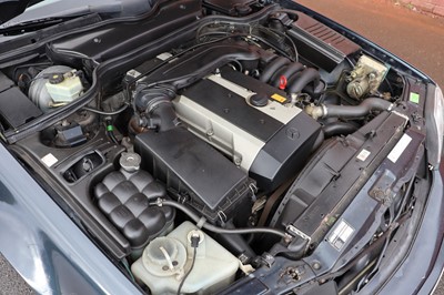 Lot 110 - 1996 Mercedes-Benz SL 320