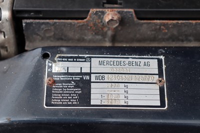 Lot 110 - 1996 Mercedes-Benz SL 320