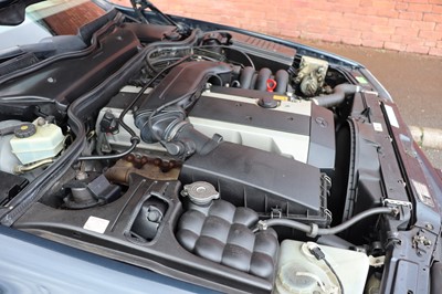 Lot 110 - 1996 Mercedes-Benz SL 320