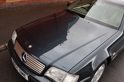 Lot 110 - 1996 Mercedes-Benz SL 320